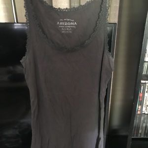 Tank tops Arizona and No boundaries
